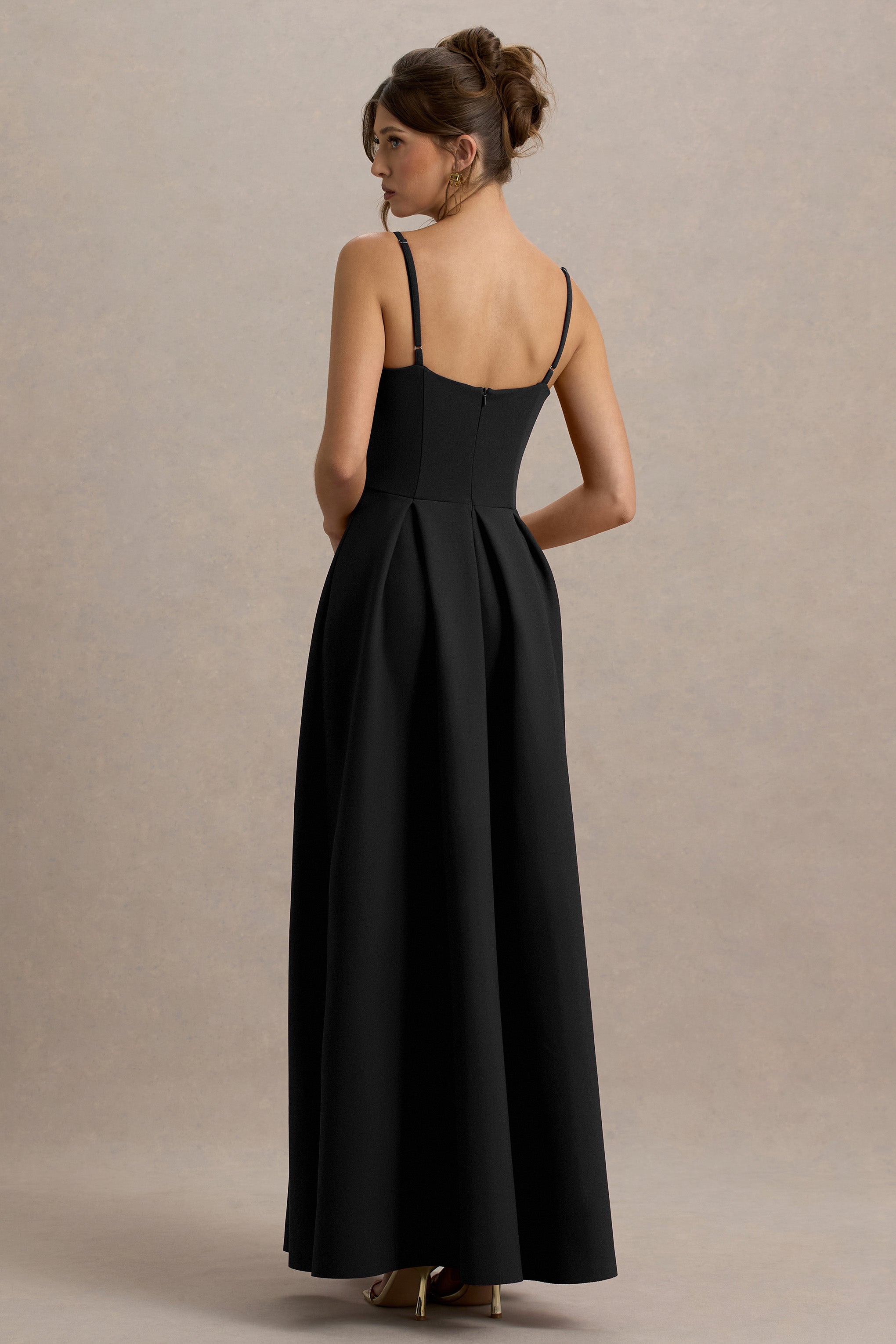 Bambina | Black Scoop-Neck Pleated Maxi Dress