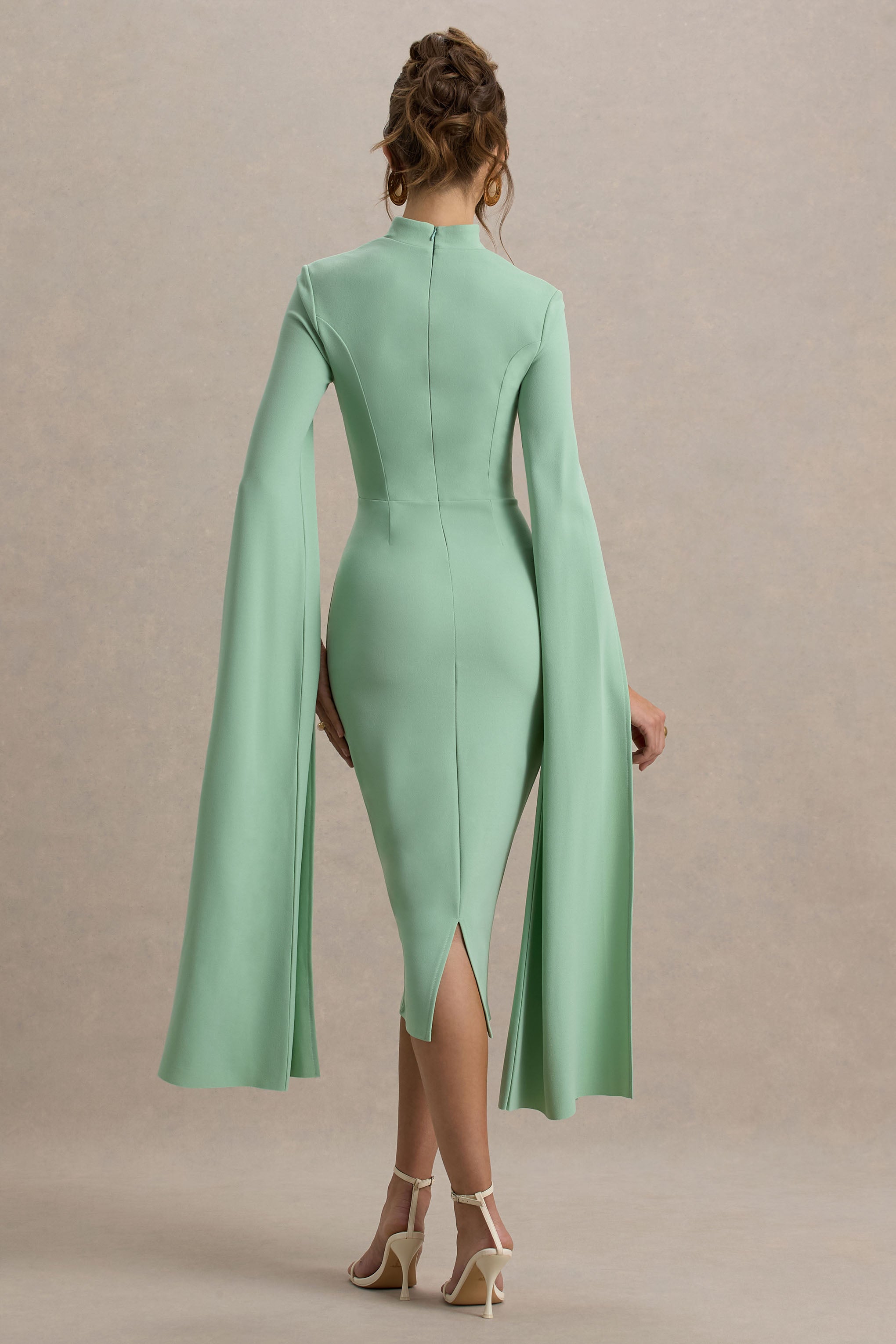 Linden | Light Green Bodycon Cape-Sleeve Midi Dress
