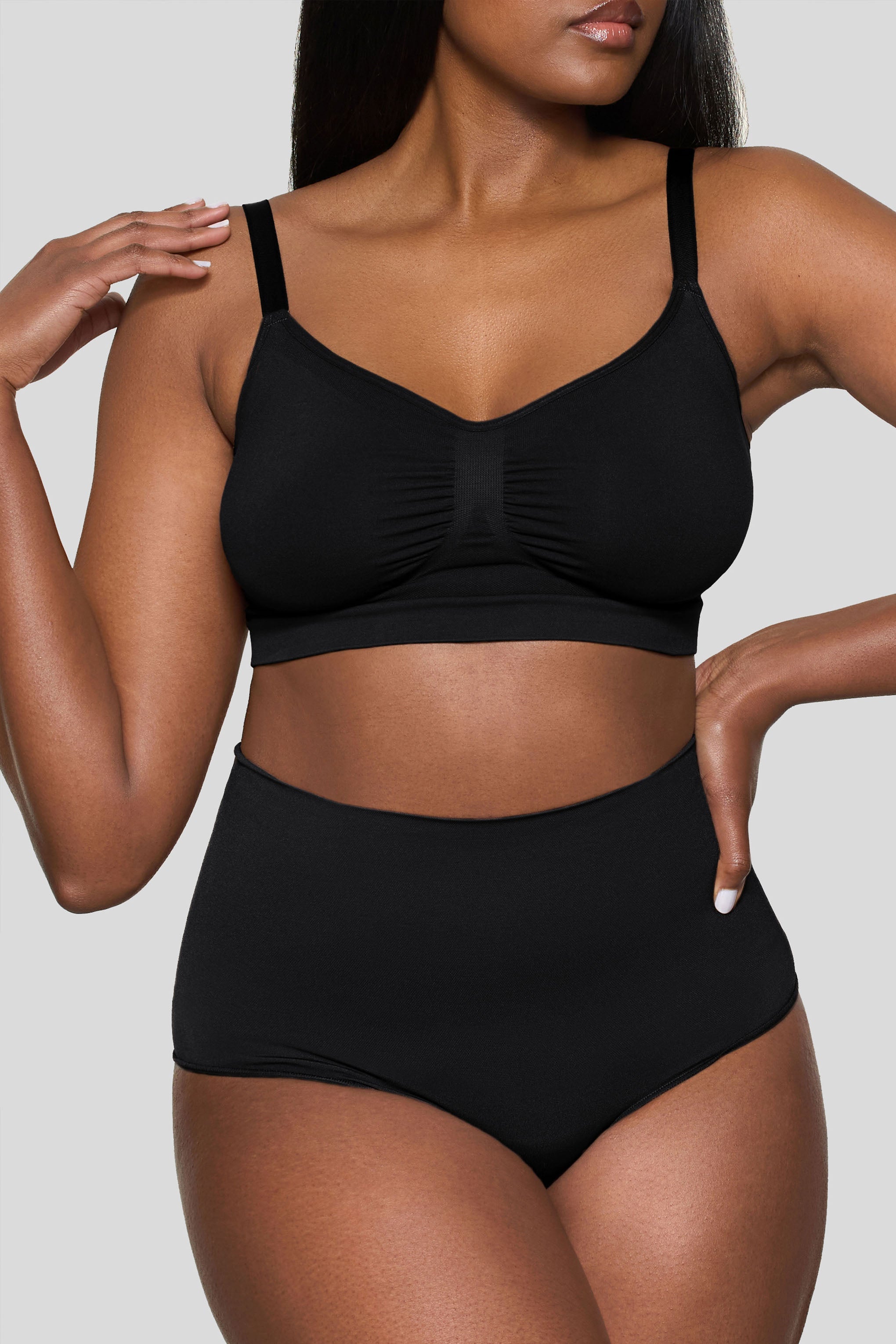 BOOMBA | Black Short-Waisted Thong Shapewear
