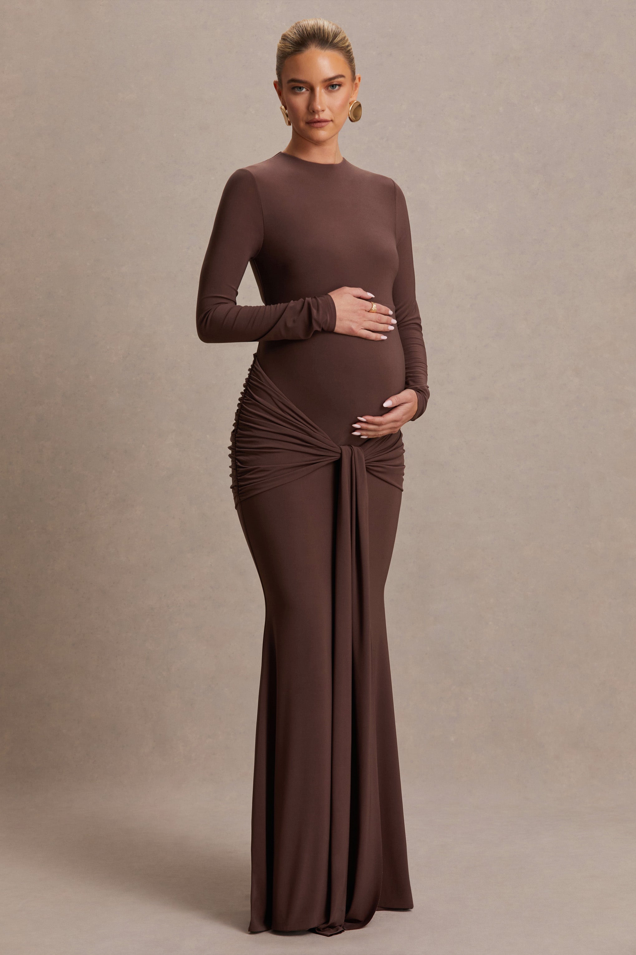 Aveny | Brown Crew-Neck Maternity Maxi Dress With Ruched-Detailing And Sash