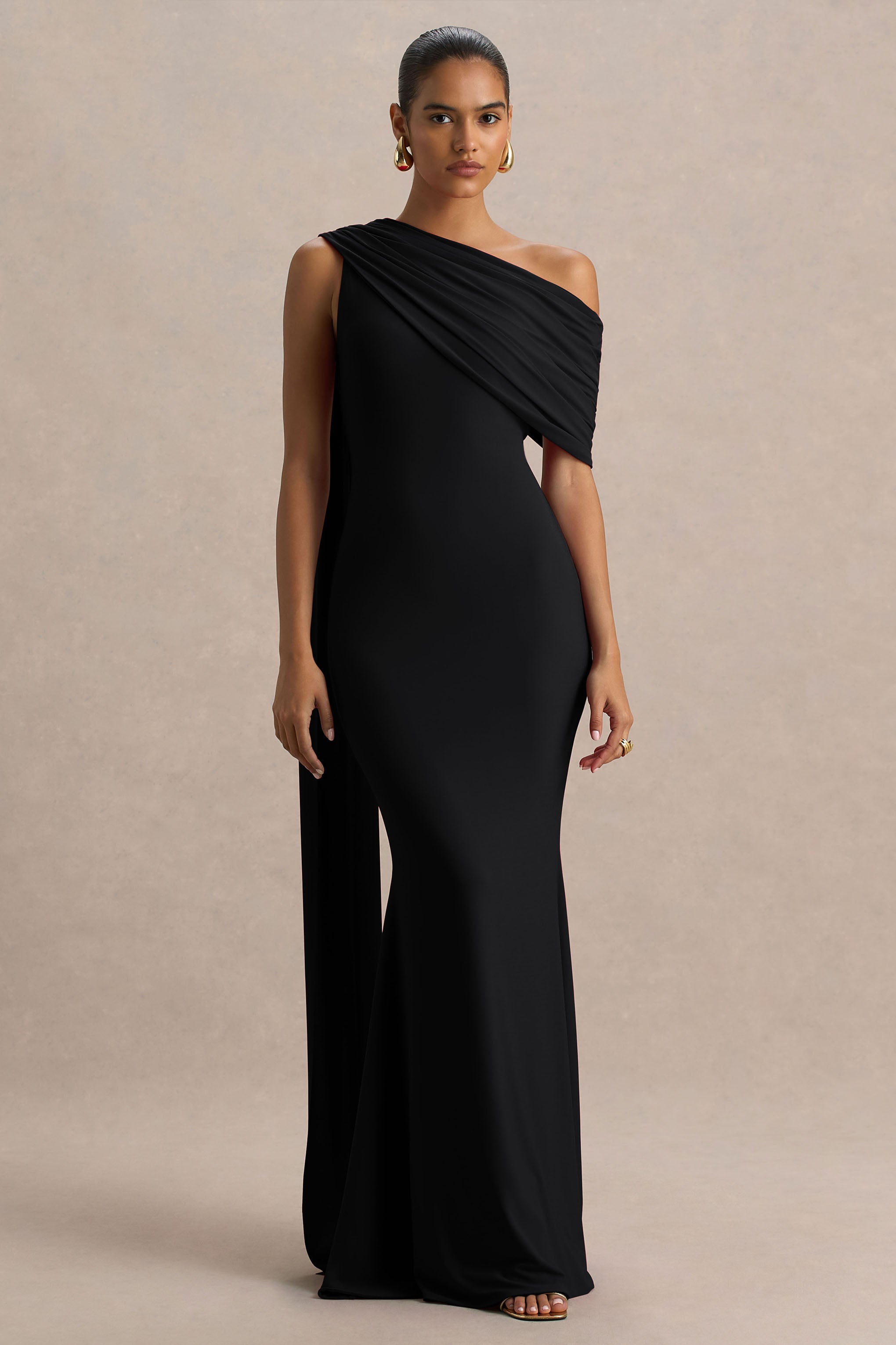 Zendaya | Black Asymmetric-Neck Fishtail Maxi Dress With Sash