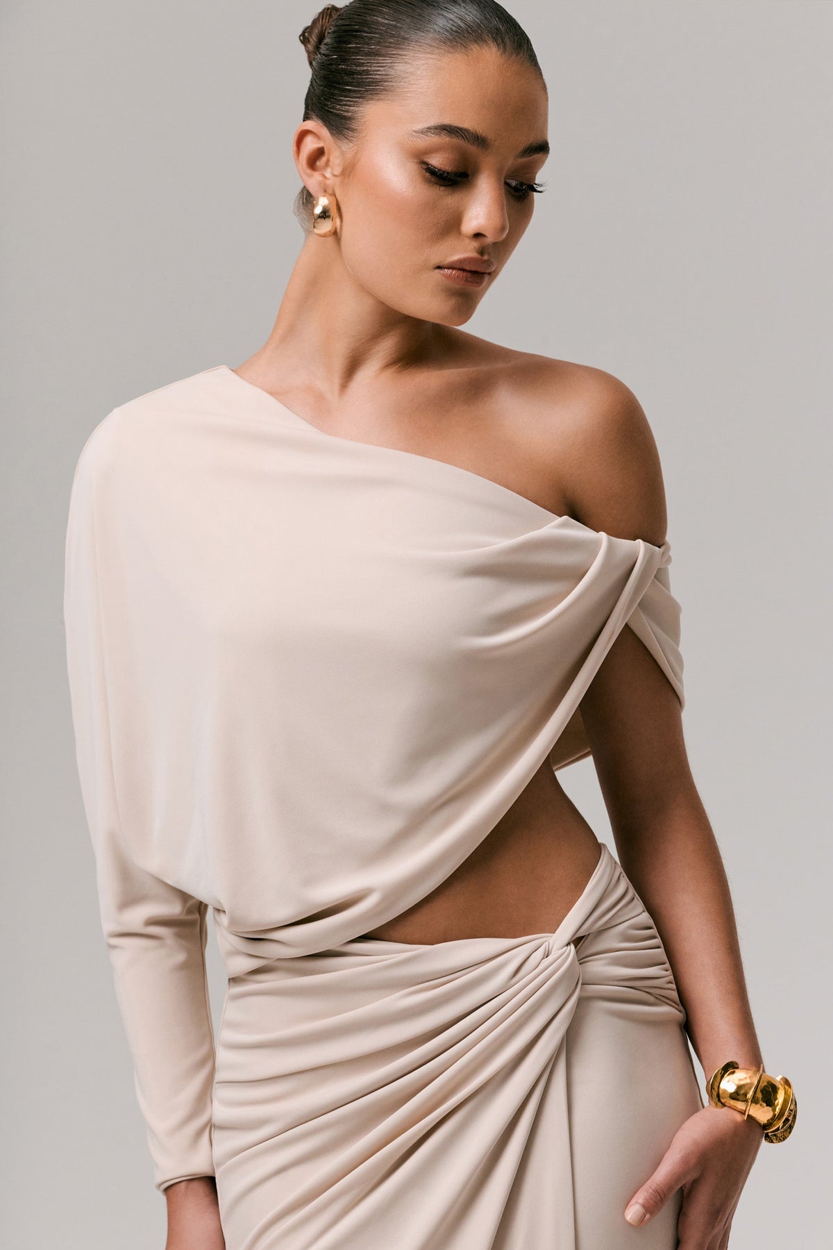 Dua | Stone Asymmetric One-Sleeve Draped Top