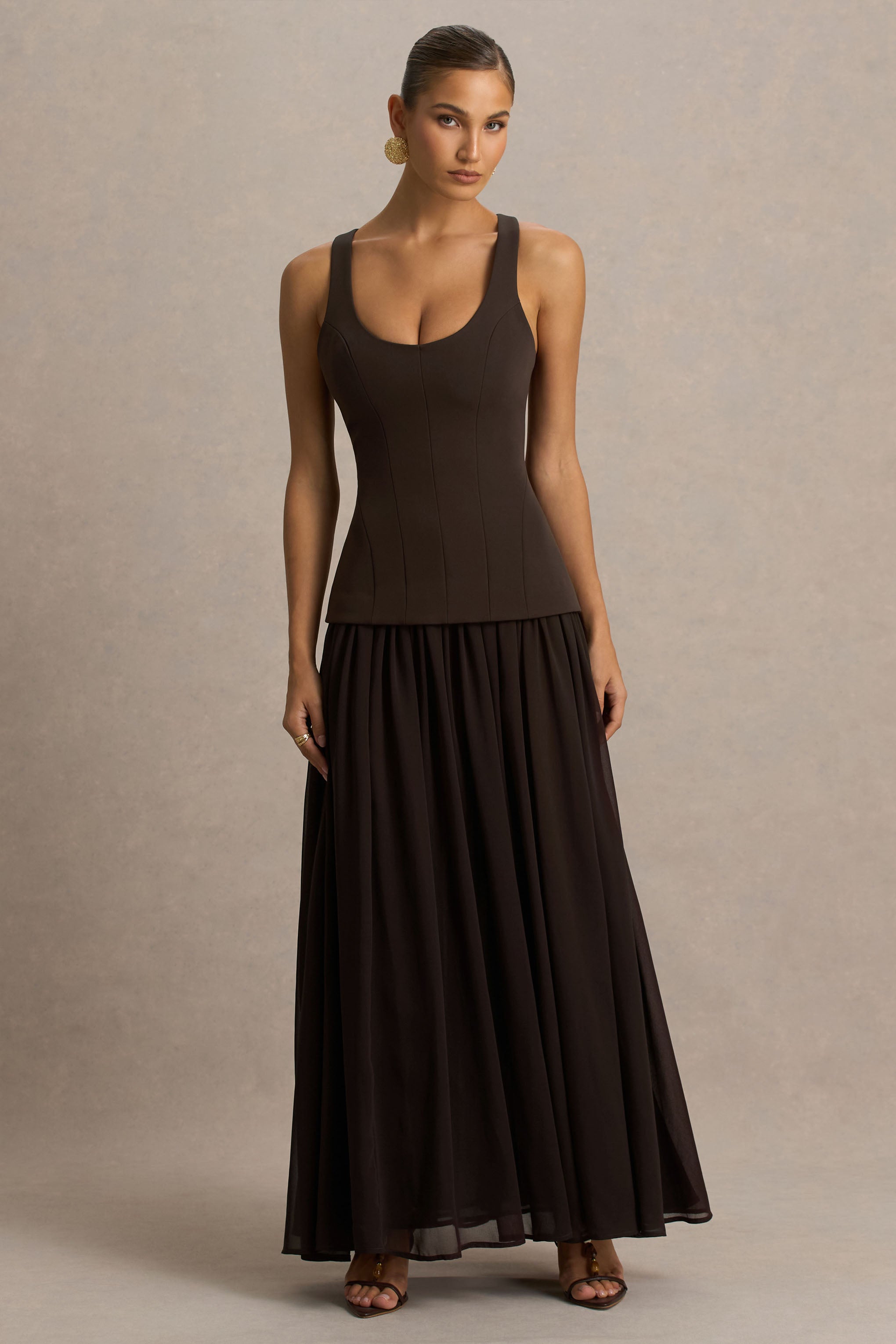 Kelly | Brown Scoop-Neck Maxi Dress With Pleated Mesh Skirt