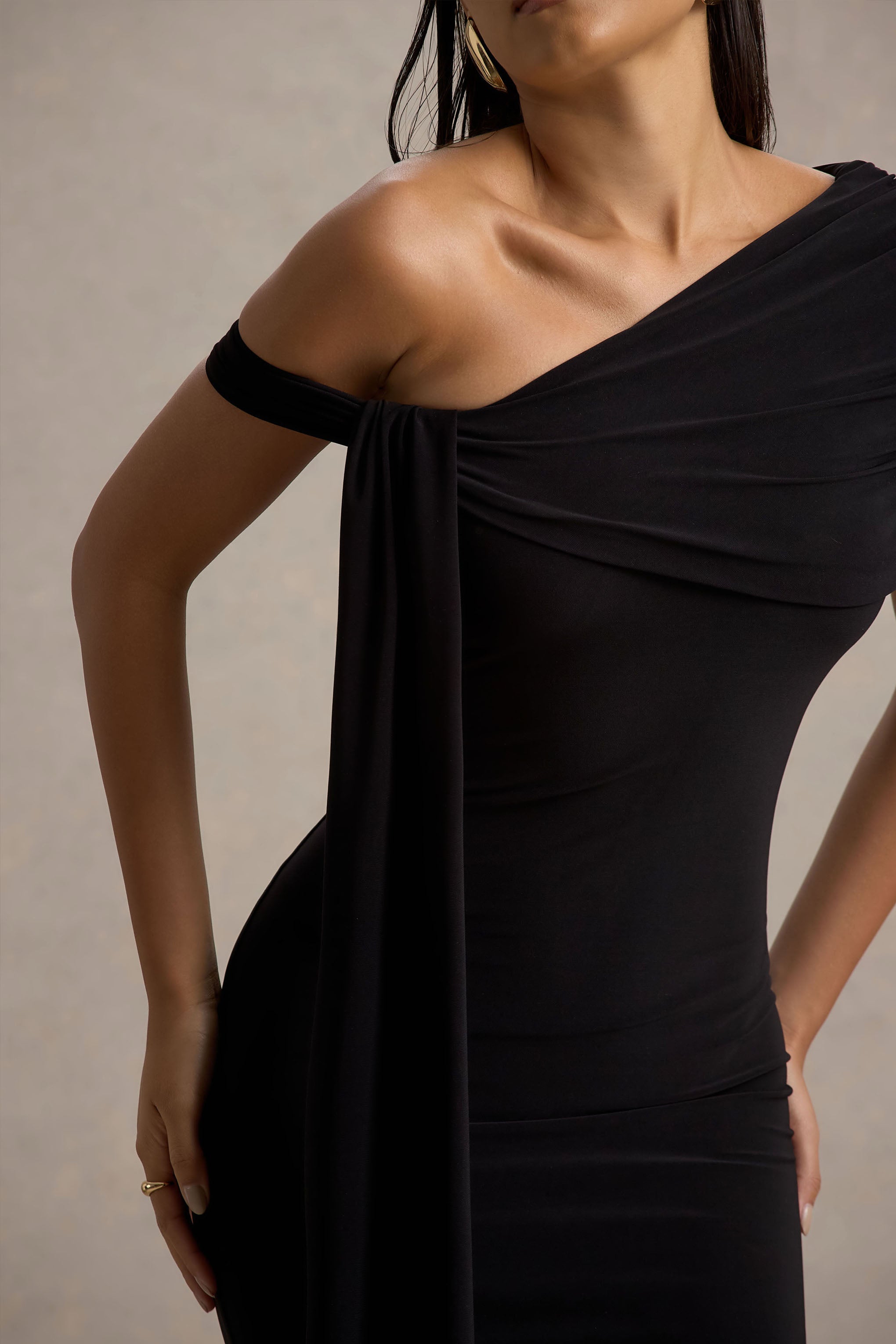 Vallea | Black One-Shoulder Draped Midi Dress