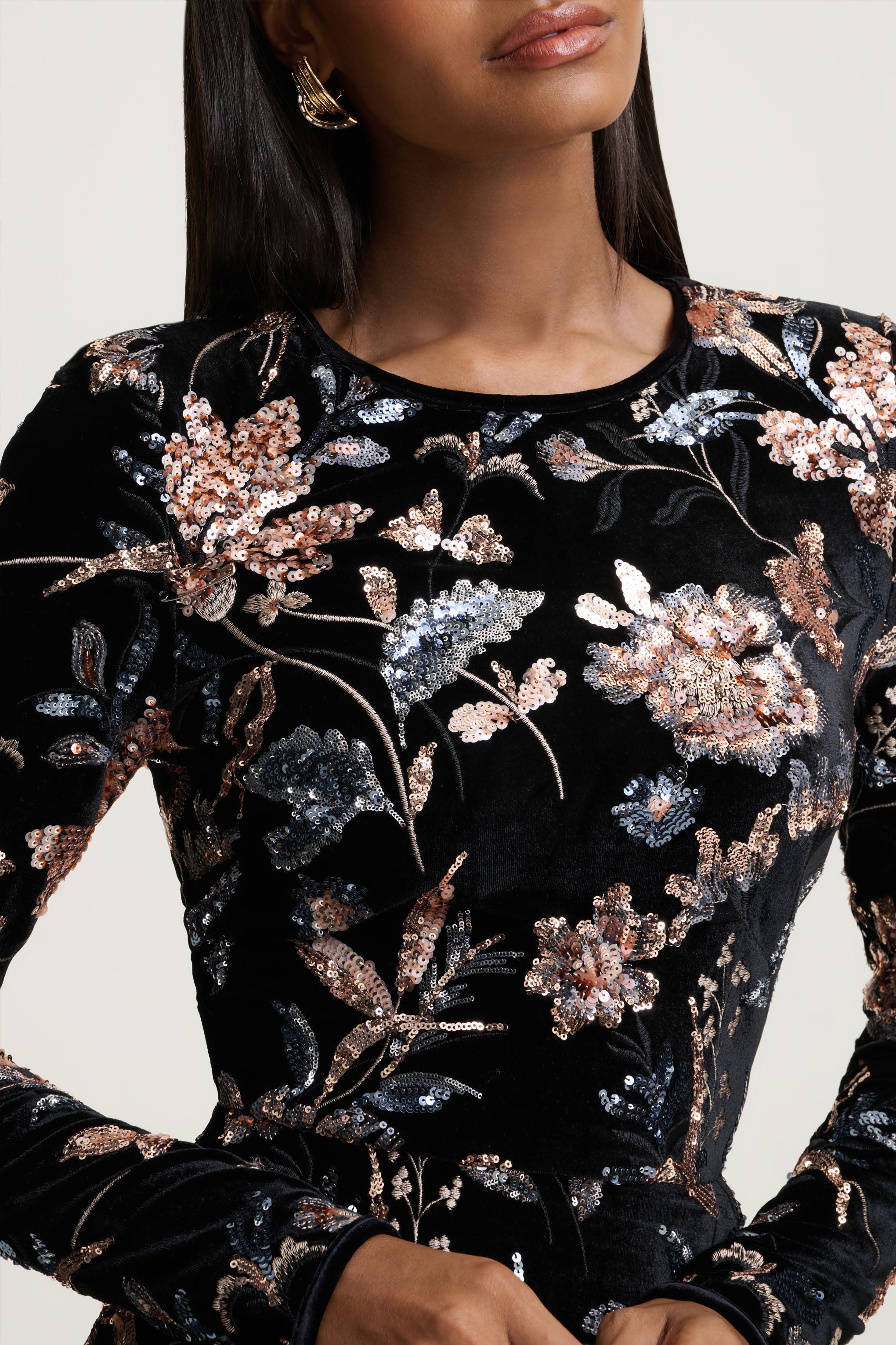 Lyric | Black Floral Velvet And Sequin Embellished Crew-Neck Maxi Dress