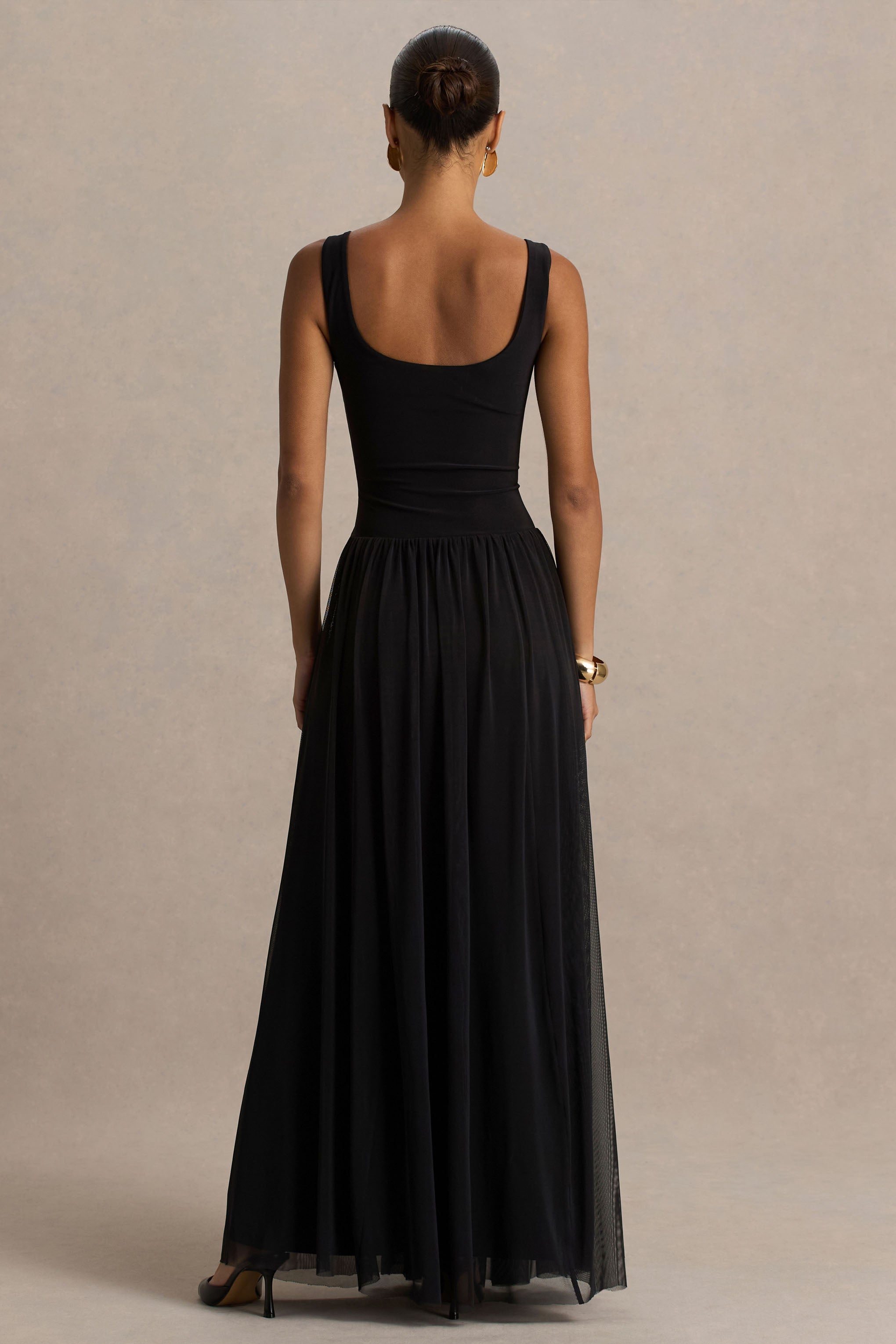 Amelia | Black Scoop-Neck Maxi Dress With Pleated Skirt