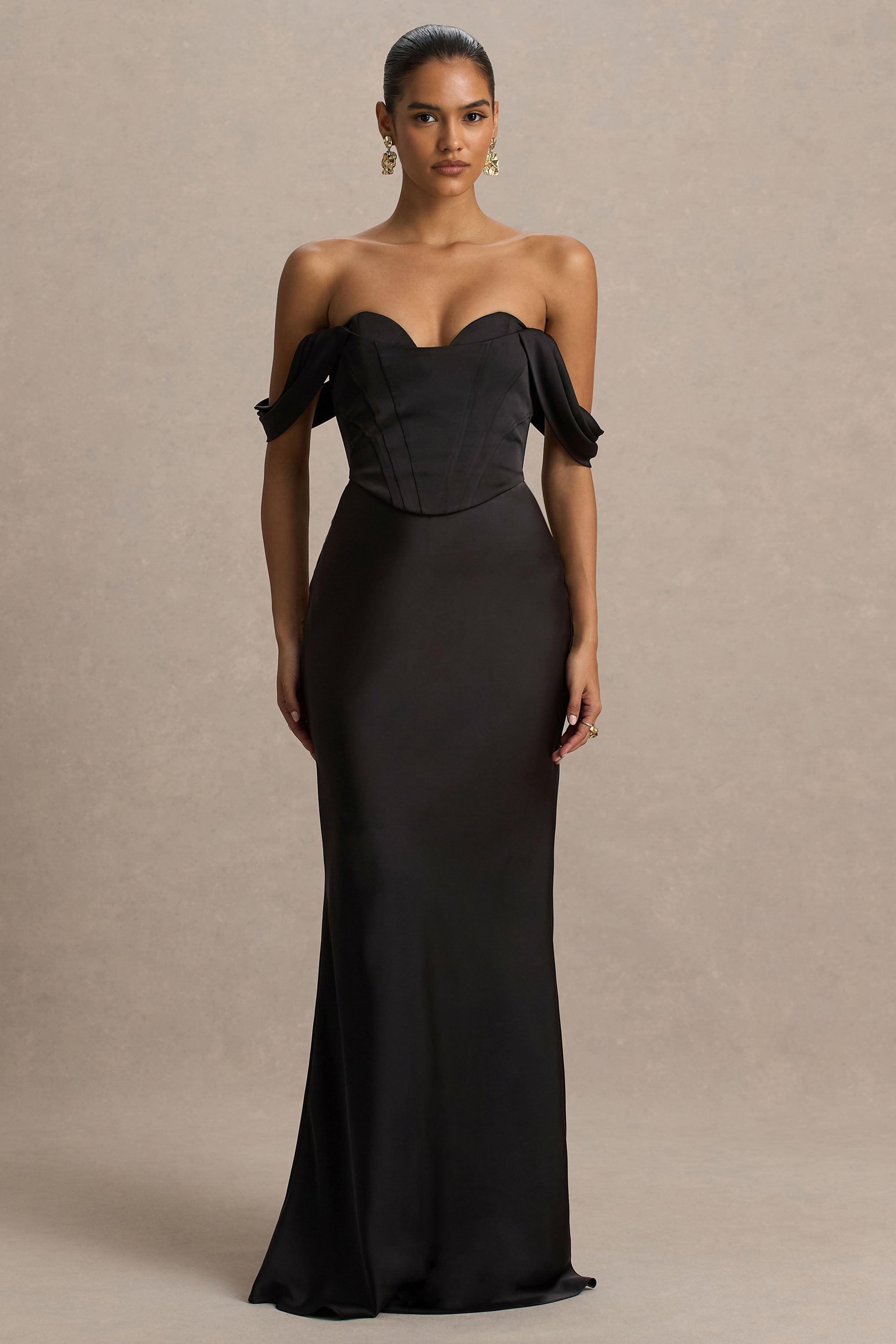 Perenna | Black Satin Sweetheart-Neck Maxi Dress With Draped-Sleeves