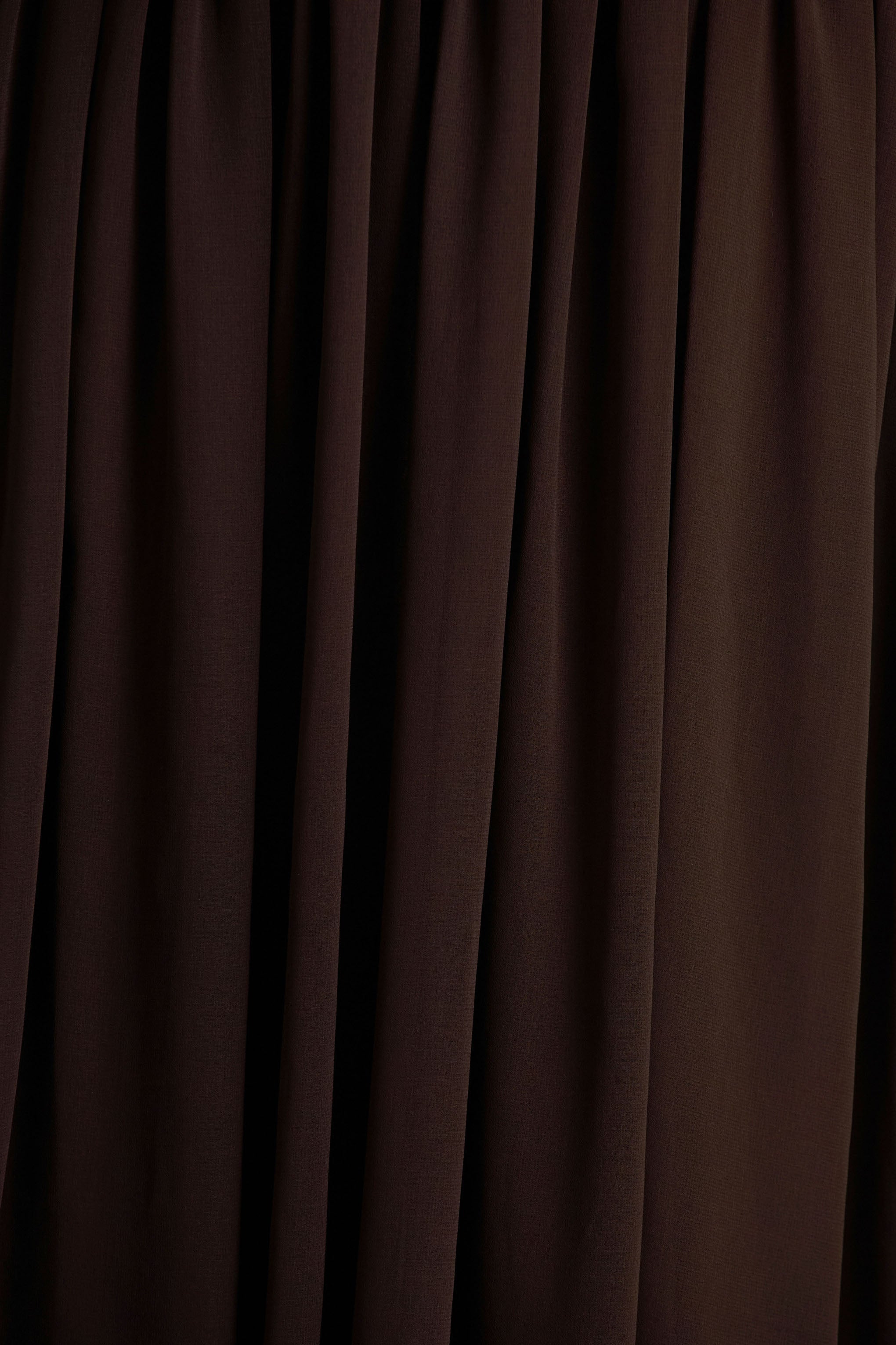 Kelly | Brown Scoop-Neck Maxi Dress With Pleated Mesh Skirt