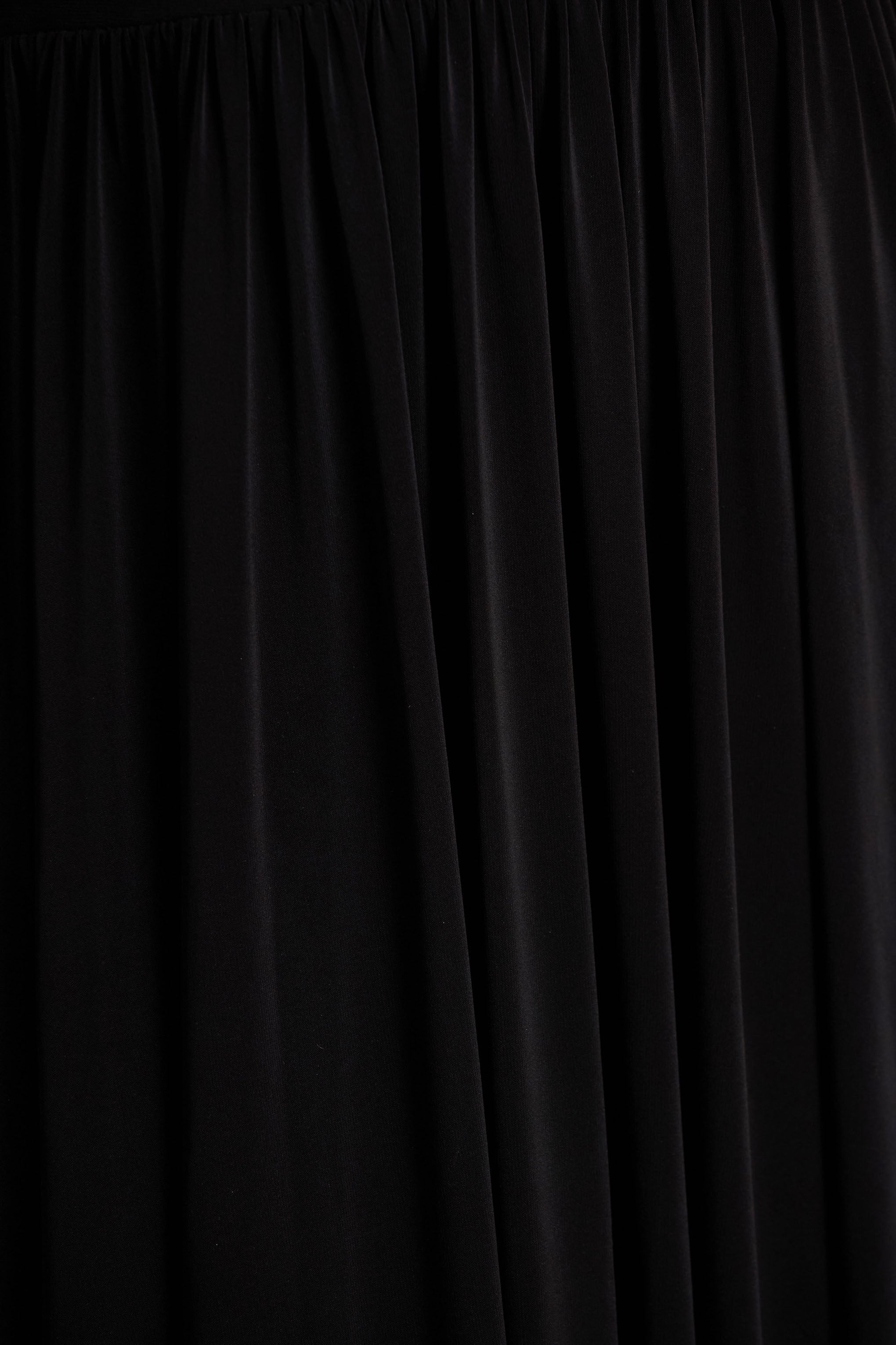 Rosalita | Black Crew-Neck Maxi Dress With Drop-Waist