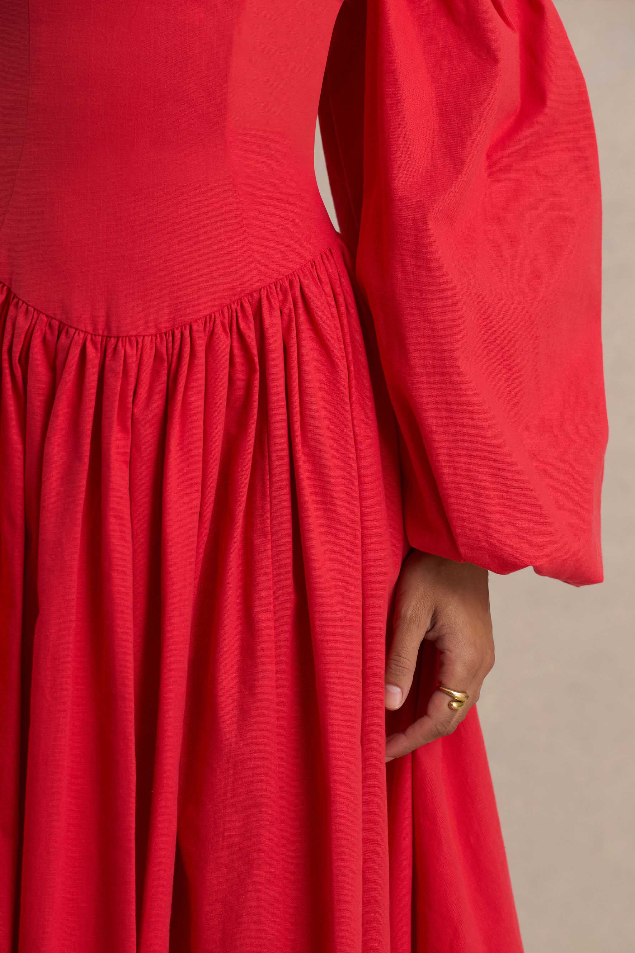 Macie | Red Sweetheart Midi Dress With Balloon Sleeves