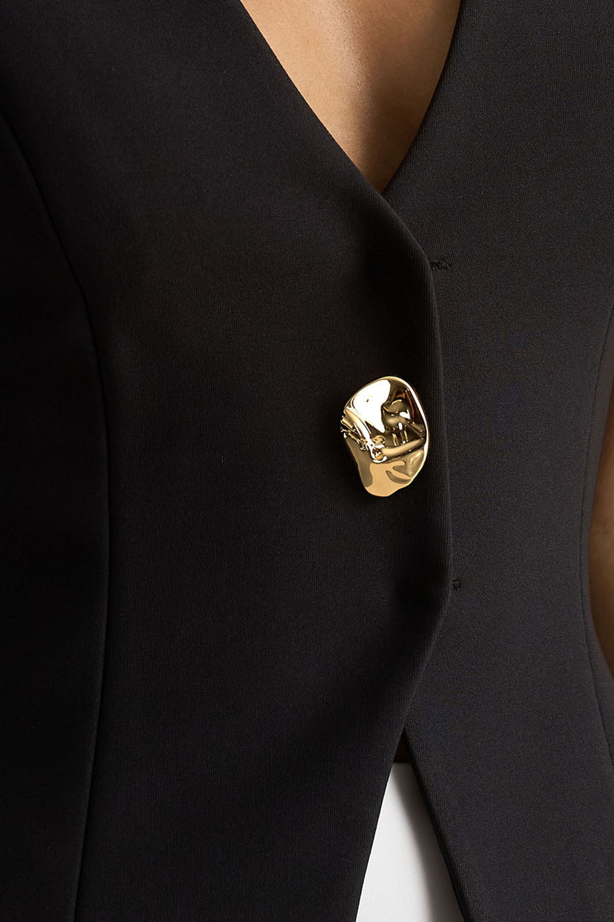 Priscilla | Black Plunge-Neck Tailored Waistcoat