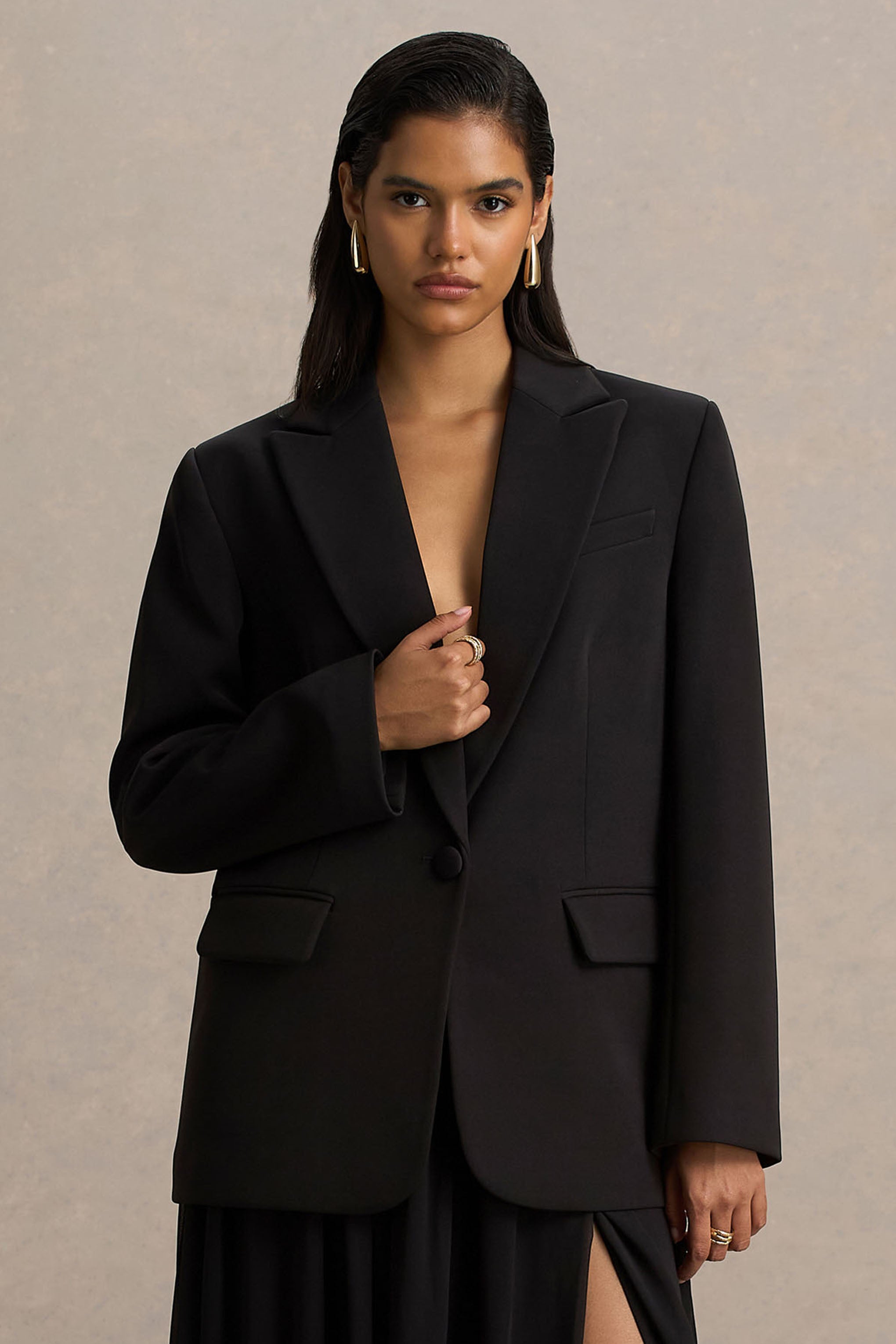 Katherine | Black Plunge-Neck Tailored Blazer