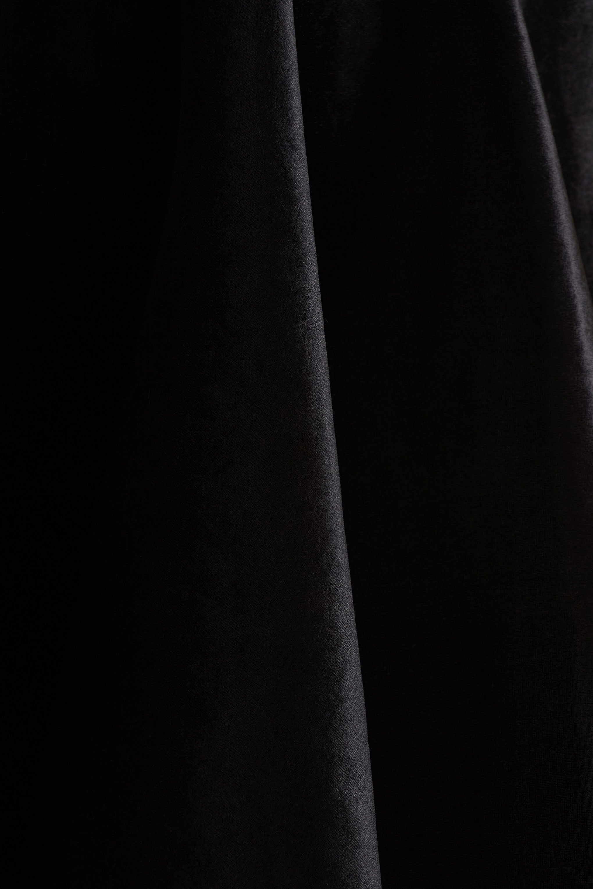 Keeley | Black Asymmetric-Neck Velvet Mini Dress With Bow Detail