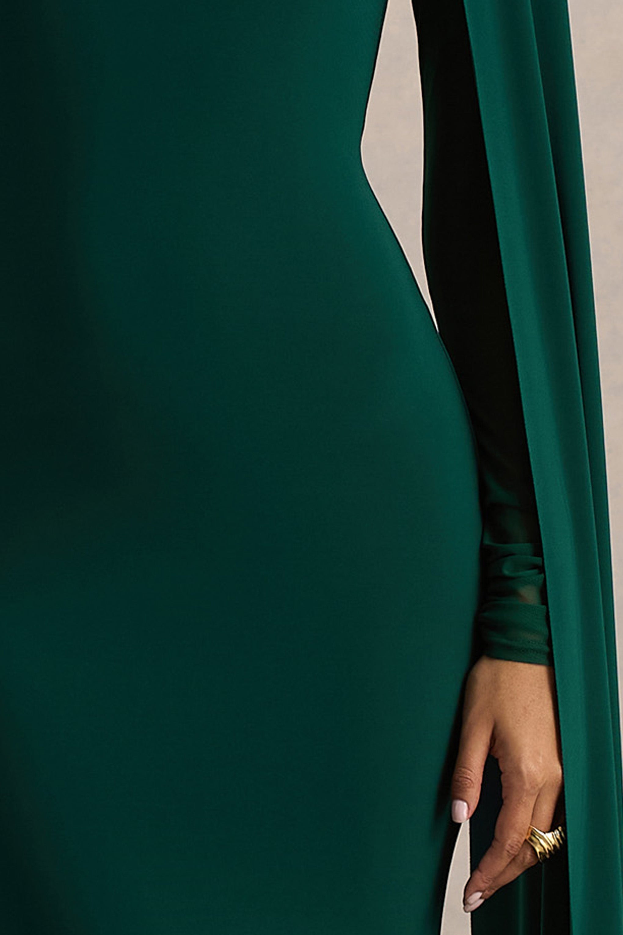 Isla | Bottle Green Crew-Neck Maxi Dress With Cape Sleeve